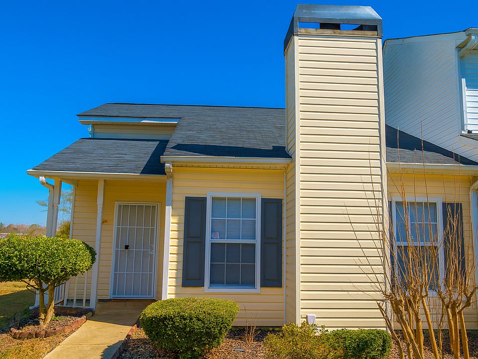 1st image of 2355 Wellington Cir
