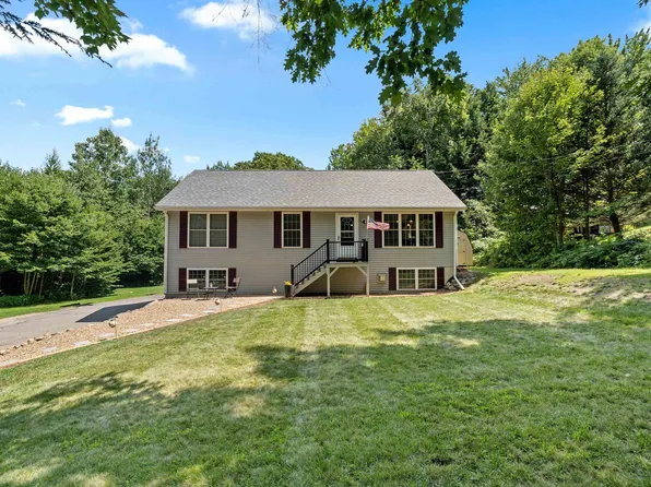 7 Dalton Drive, Barnstead, NH 03218
