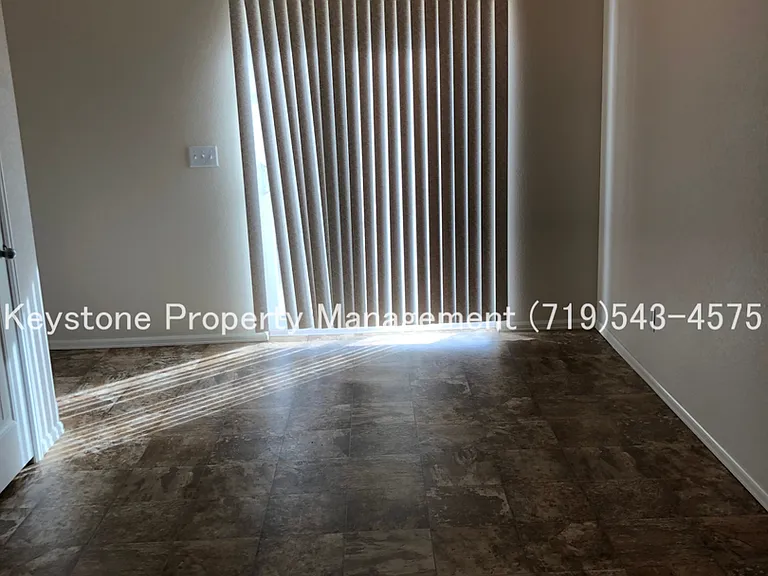 2022 Oneal Cir — Photo 2