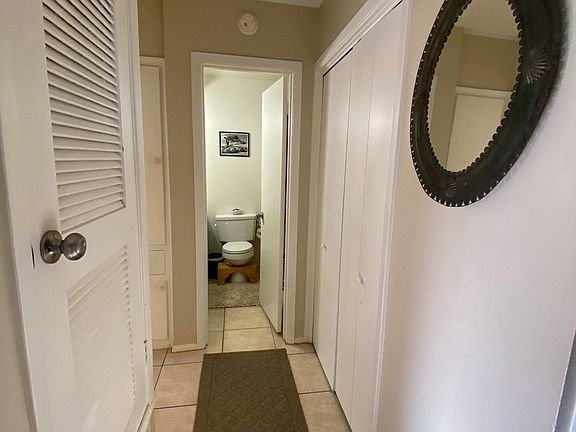 4th image of 8116 Exmoor Dr #A