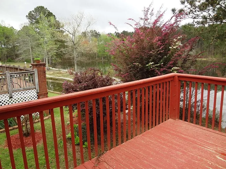 2335 Jennas Way SE — Photo 15