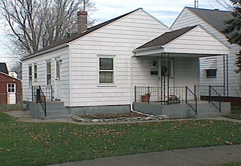 1st image of 2811 Westmoor St