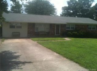 3613 Heather Ln, Gastonia, NC 28056