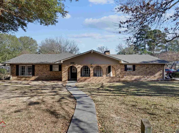 192 N Parker Ln, Carthage, TX 75633