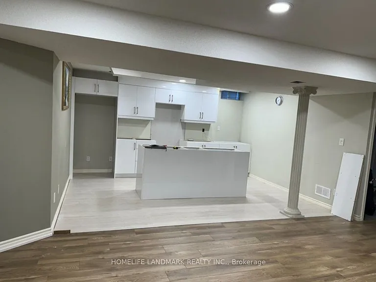 238 Highglen Ave #BASEMENT — Photo 3