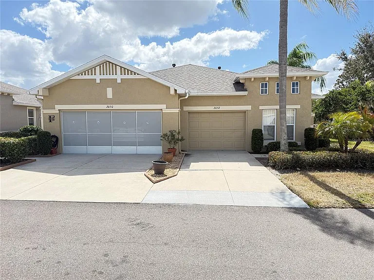 2052 Inverness Greens Dr — Photo 35