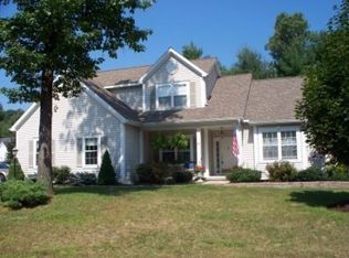 21 Westbury Dr, Saratoga Springs, NY 12866