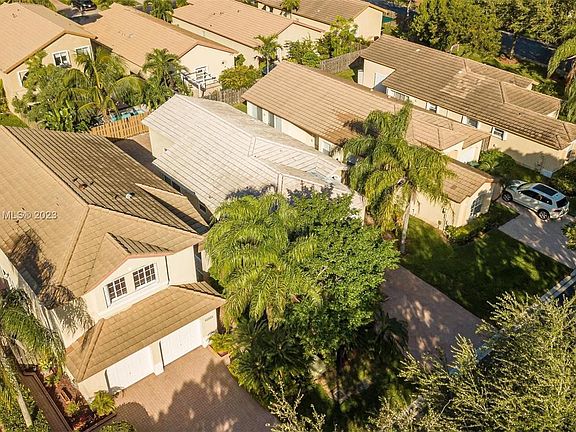 5th image of 2970 NW 99th Ct