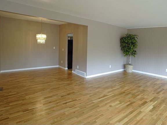 Dining Room/Living Room