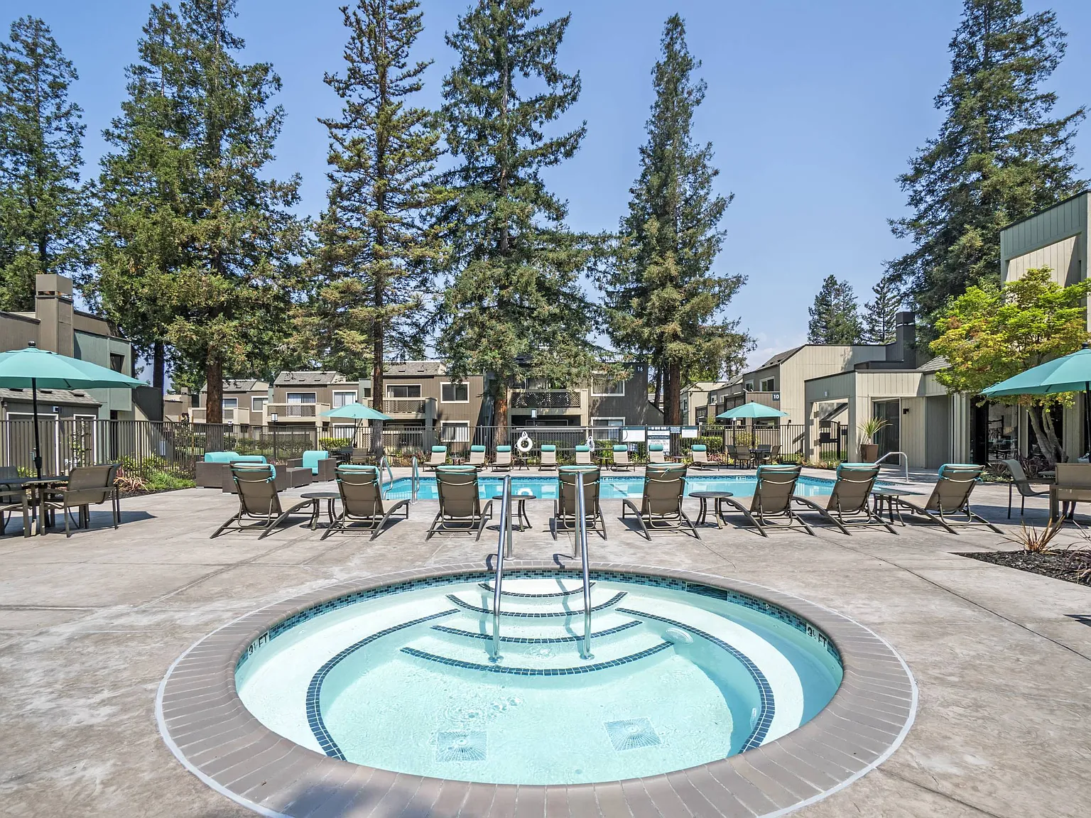 Evergreen Heights — Photo 3