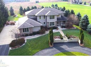 8201 Corrison Rd, Grand Ledge, MI 48837