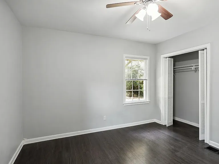 1268 Eastland Rd SE #A — Photo 12