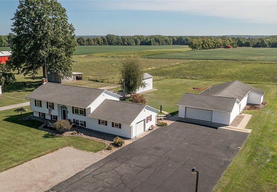 1st image of 3766 Youngstown Kingsville Rd