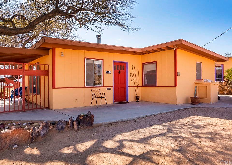 2nd image of 62225 Campanula St
