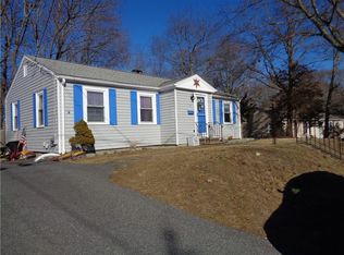 36 Clemente Dr, East Greenwich, RI 02818