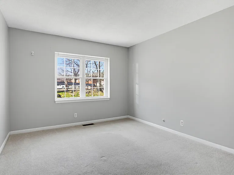 128 Lake Shore Rd #1 — Photo 10