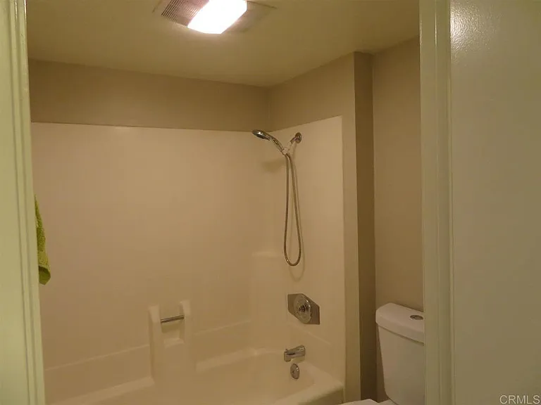 2920 Briarwood Rd #G2 — Photo 13