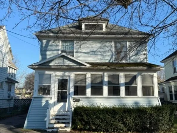 34 Liberty St, Auburn, NY 13021