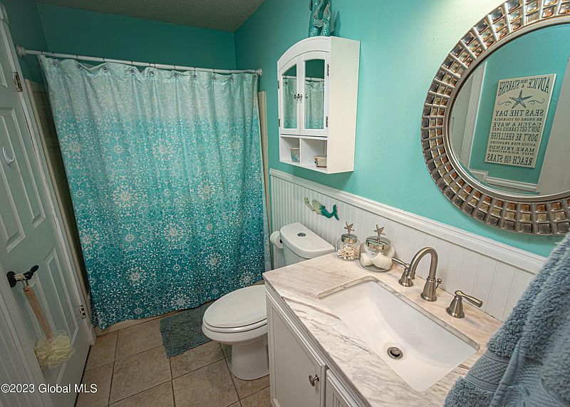 5th image of 208 Monmouth Way