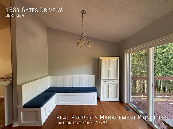 5th image of 1884 Gates Dr W