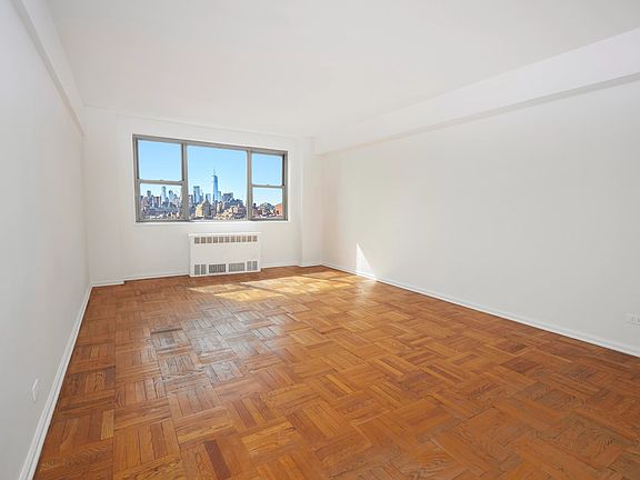 2nd image of 2 Horatio St #12NP