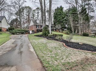1463 Cedar Ridge Rd, Marietta, GA 30066
