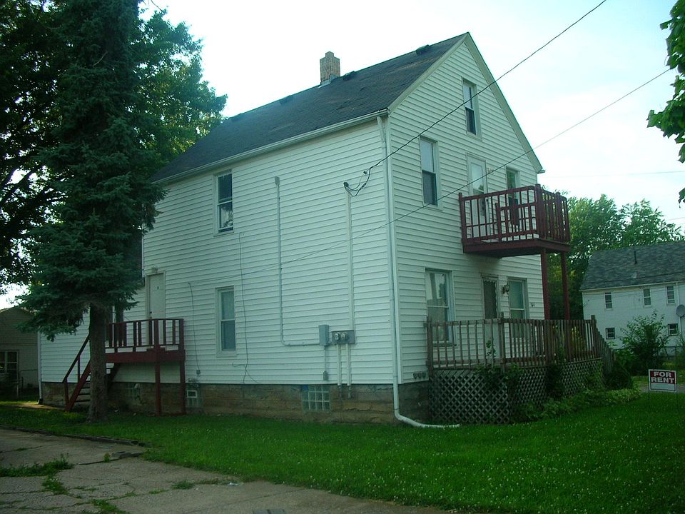 1st image of 1814 Washington Ave #Upstairs
