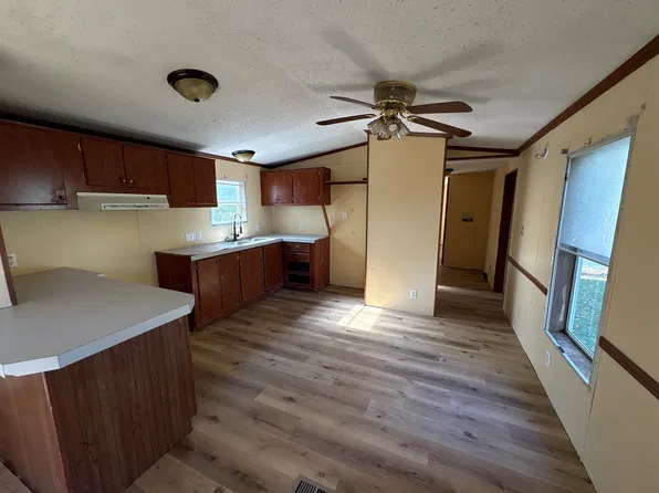 2752 W North Union Rd #68, Midland, MI 48642