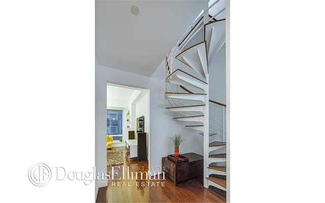 Rented by Douglas Elliman | media 8