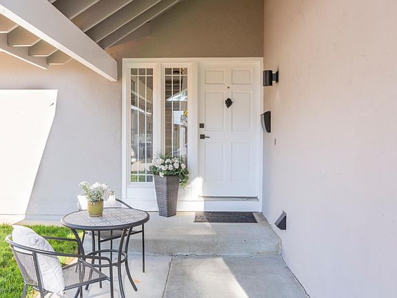 2nd image of 257 Los Palmos Way