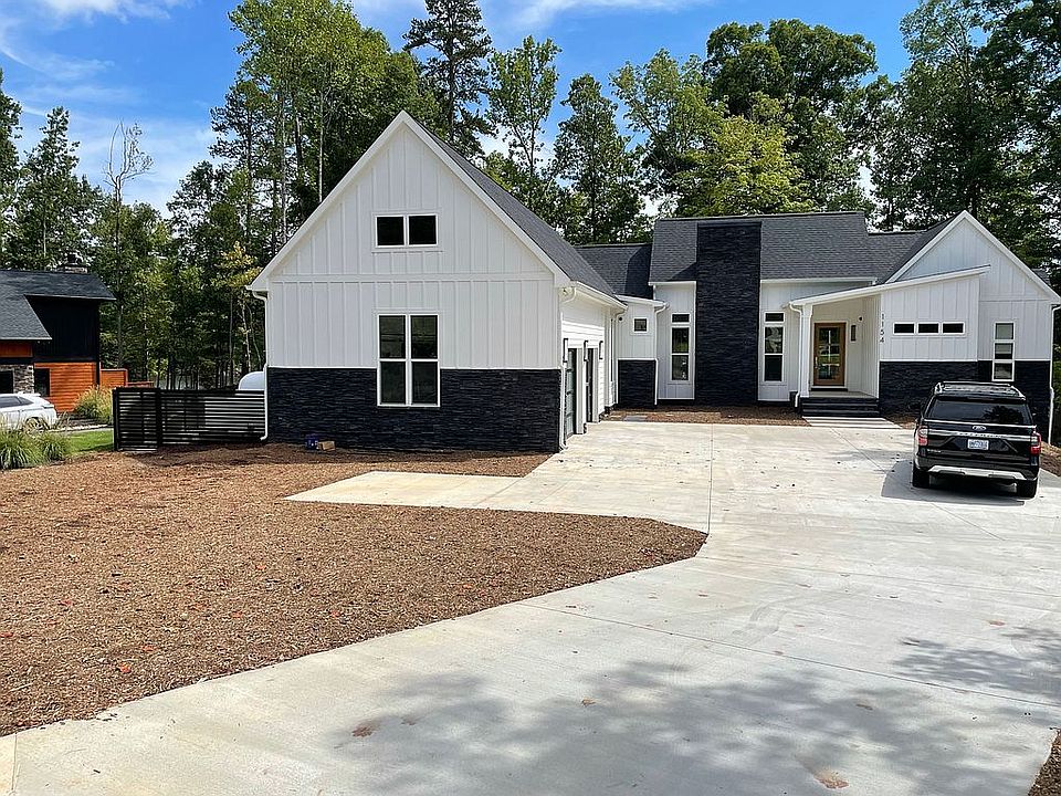 2nd image of 1154 Inlet Pointe Rd