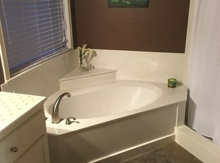 2500 Stewart Dr, Waco, TX 76708