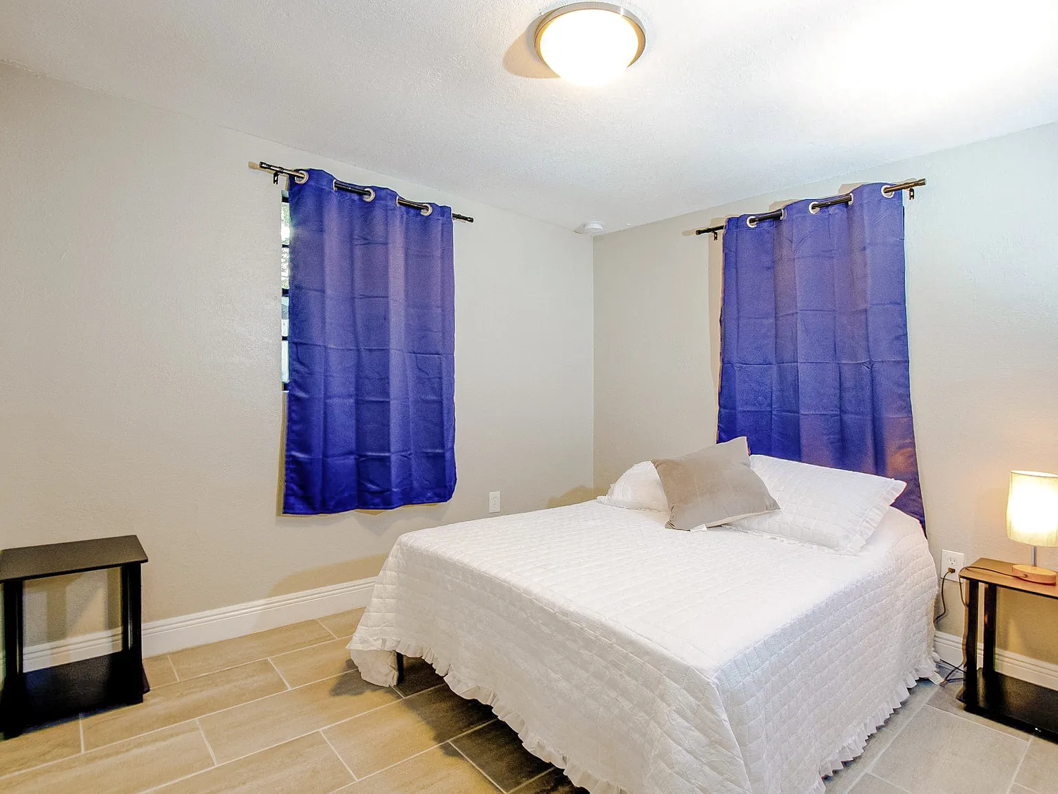 4 bed, 2.5 bath, 3888 sqft, $793 — Photo 1