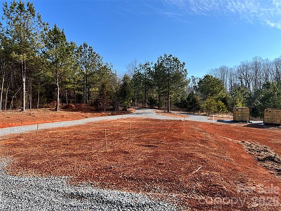 3rd image of 1229 Centennial Rd