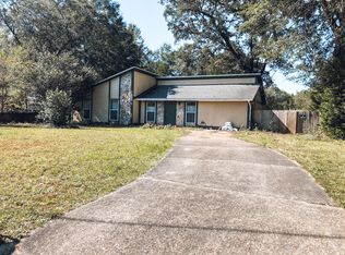 6093 Judy Dr, Milton, FL 32570