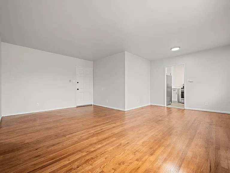 4073 West Blvd — Photo 9