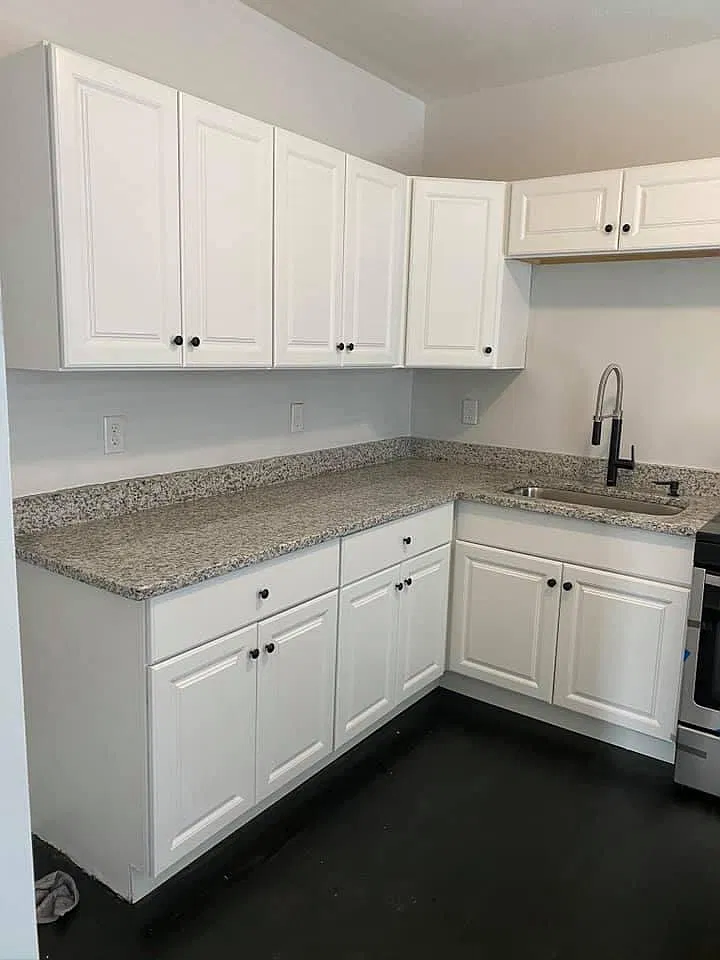 4 bed, 1200 sqft, $2,300 — Photo 3