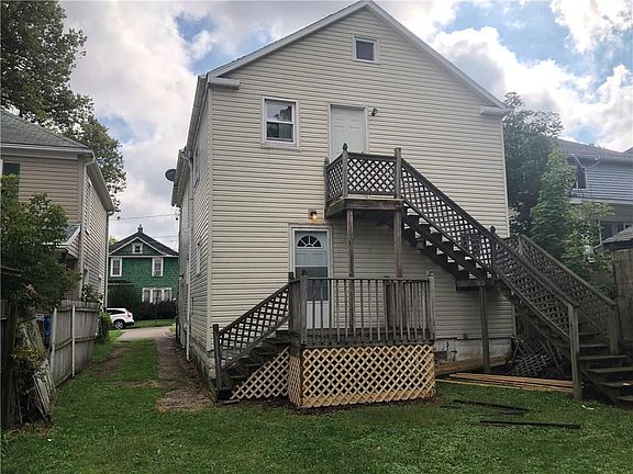 3rd image of 2404 Plum St