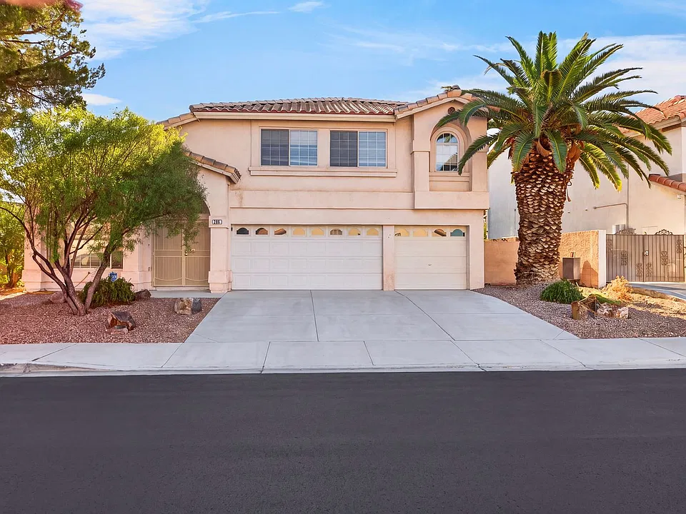 258 Via Tempesto St