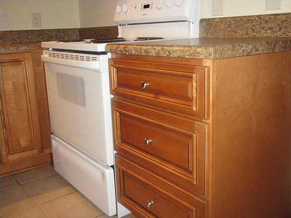4th image of 206 Bent Arrow Dr