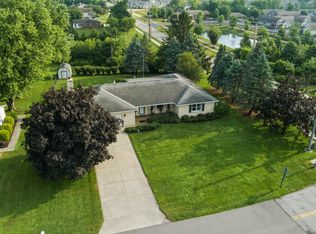 4100 Marlowa Dr, Groveport, OH 43125