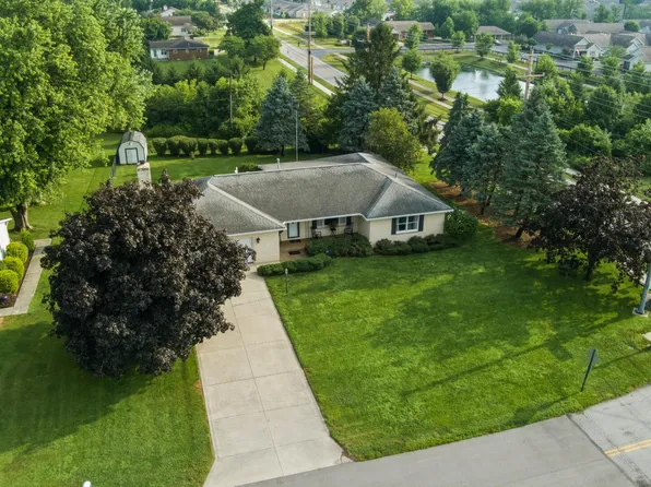 4100 Marlowa Dr, Groveport, OH 43125