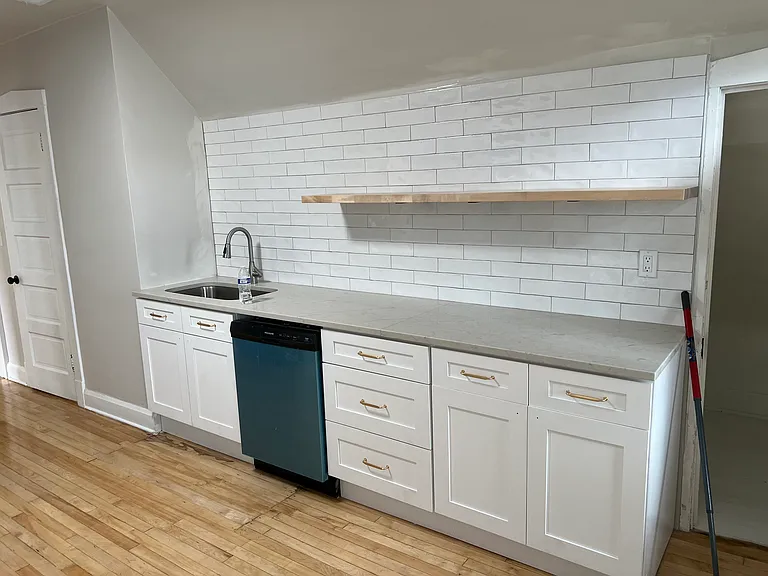 Kitchen, quartz counters, new cabinets, tile backsplash