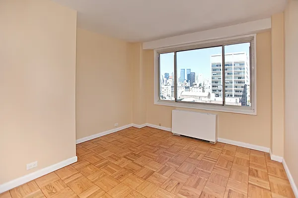 Sold by Focus Real Estate Group | media 4