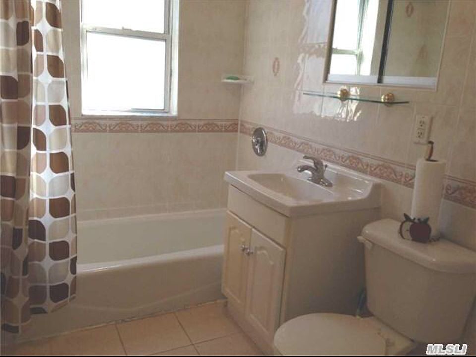 1st image of 210 St 53 Ave