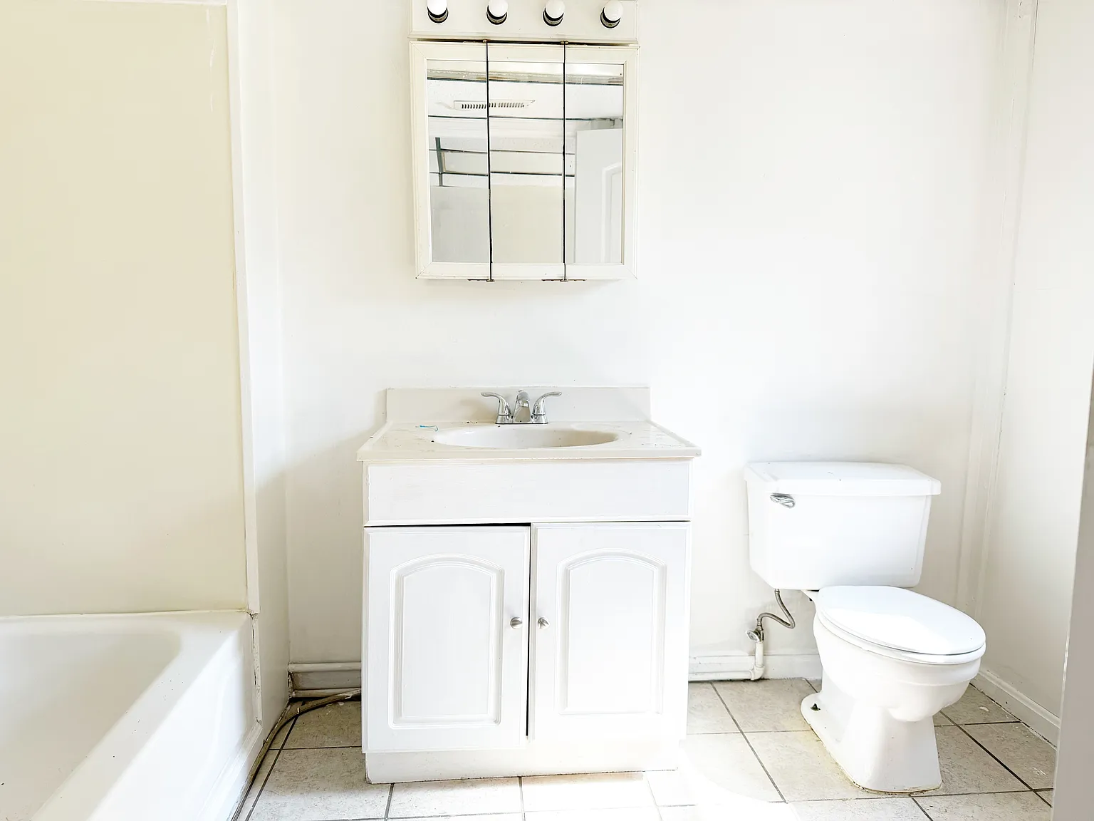 Studio, 550 sqft, $650 — Photo 4