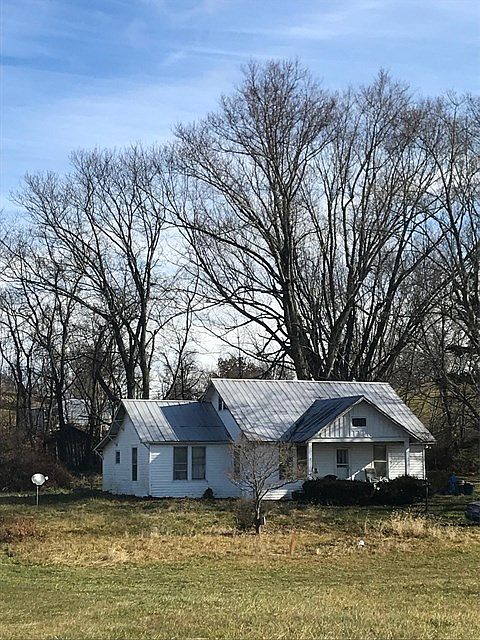 2nd image of 28925 Ruby Dr