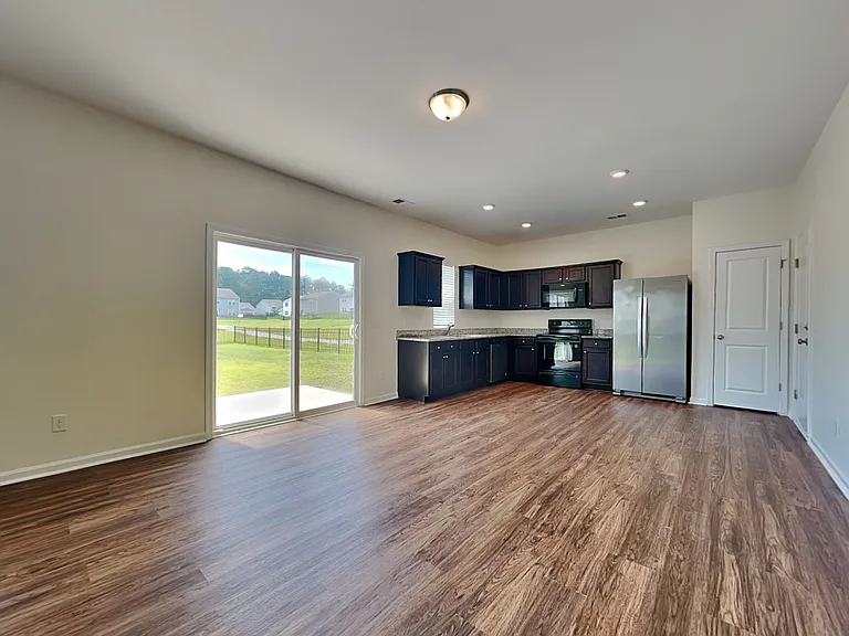 163 Orion Way — Photo 4