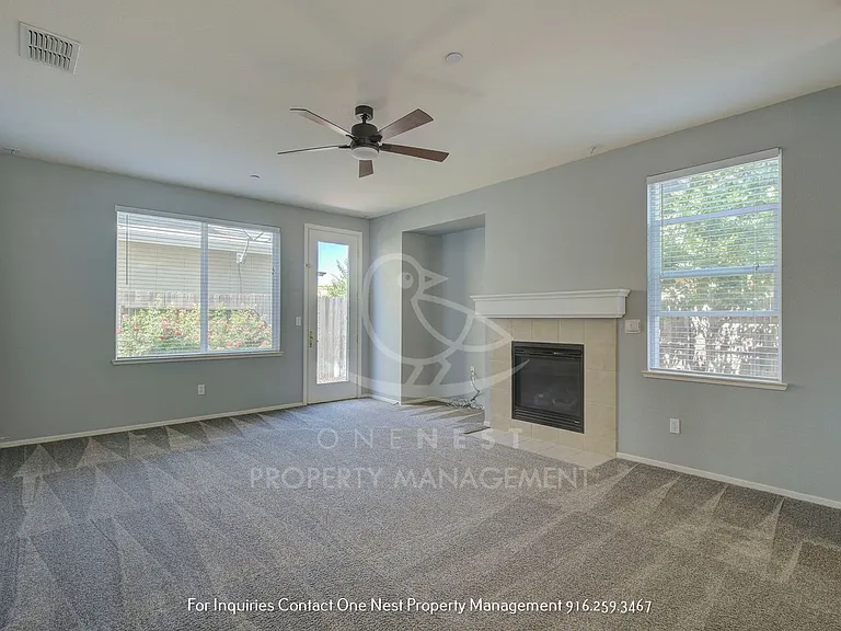 862 Courtyards Loop — Photo 13
