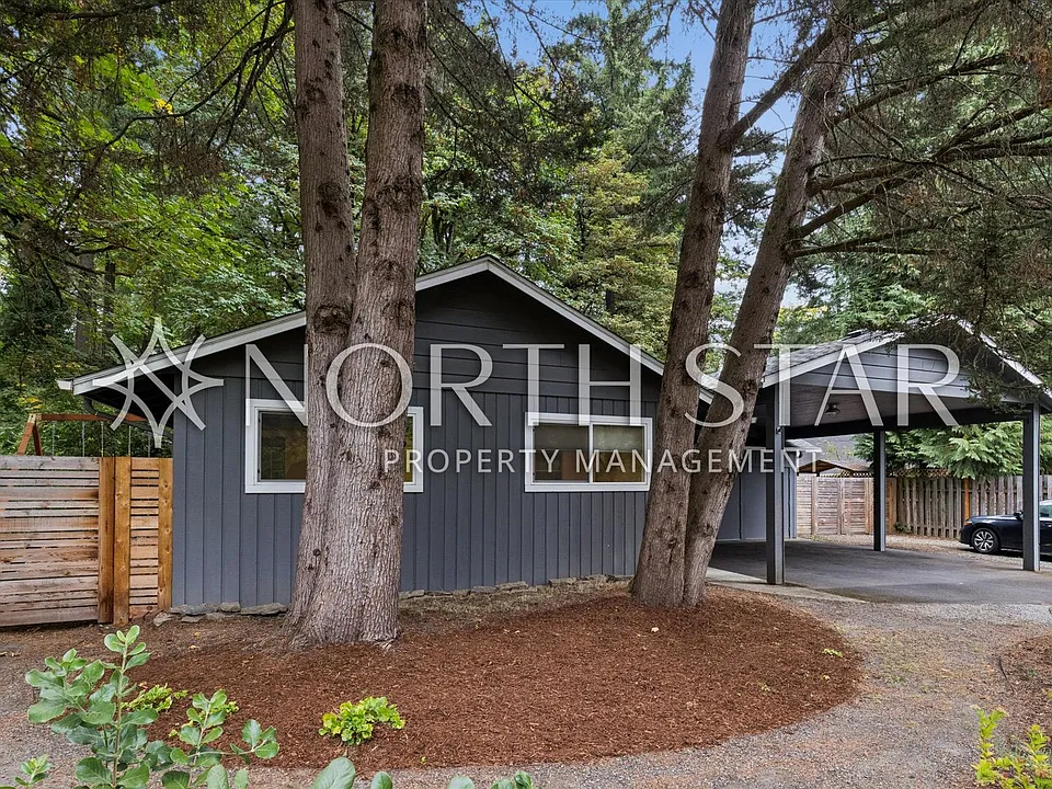 1899 Country Club Rd